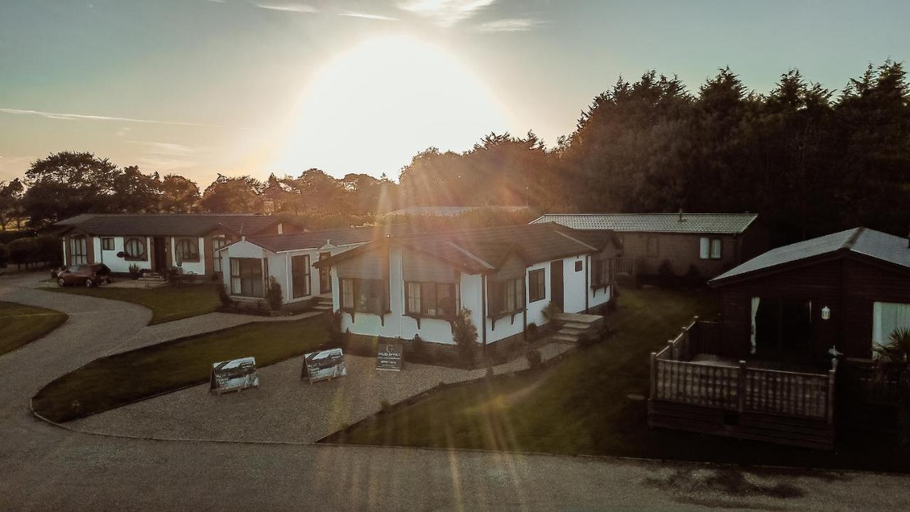 Little Eden Country Park, Bridlington With Private Hot Tubs 빌라 외부 사진