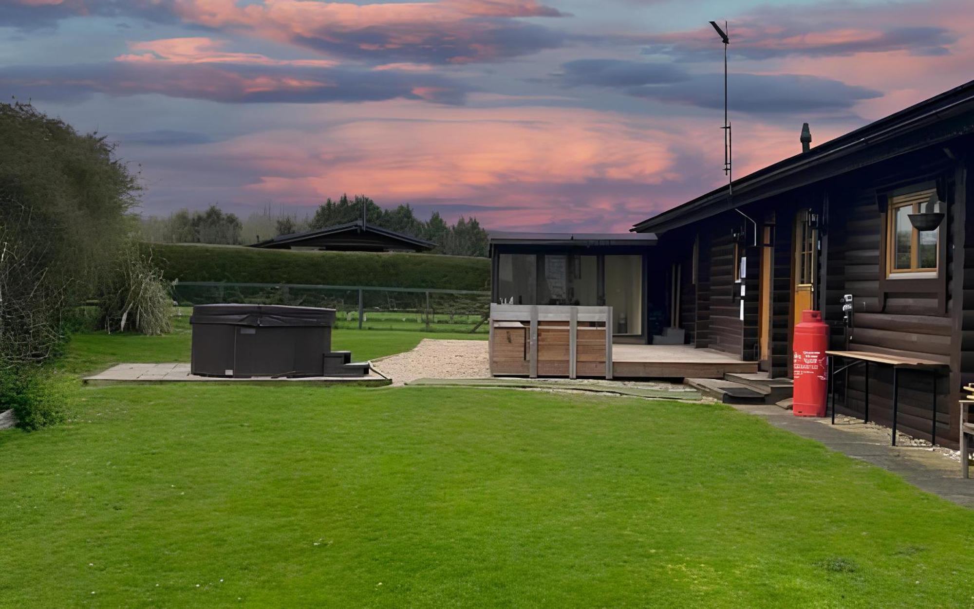 Little Eden Country Park, Bridlington With Private Hot Tubs 빌라 객실 사진